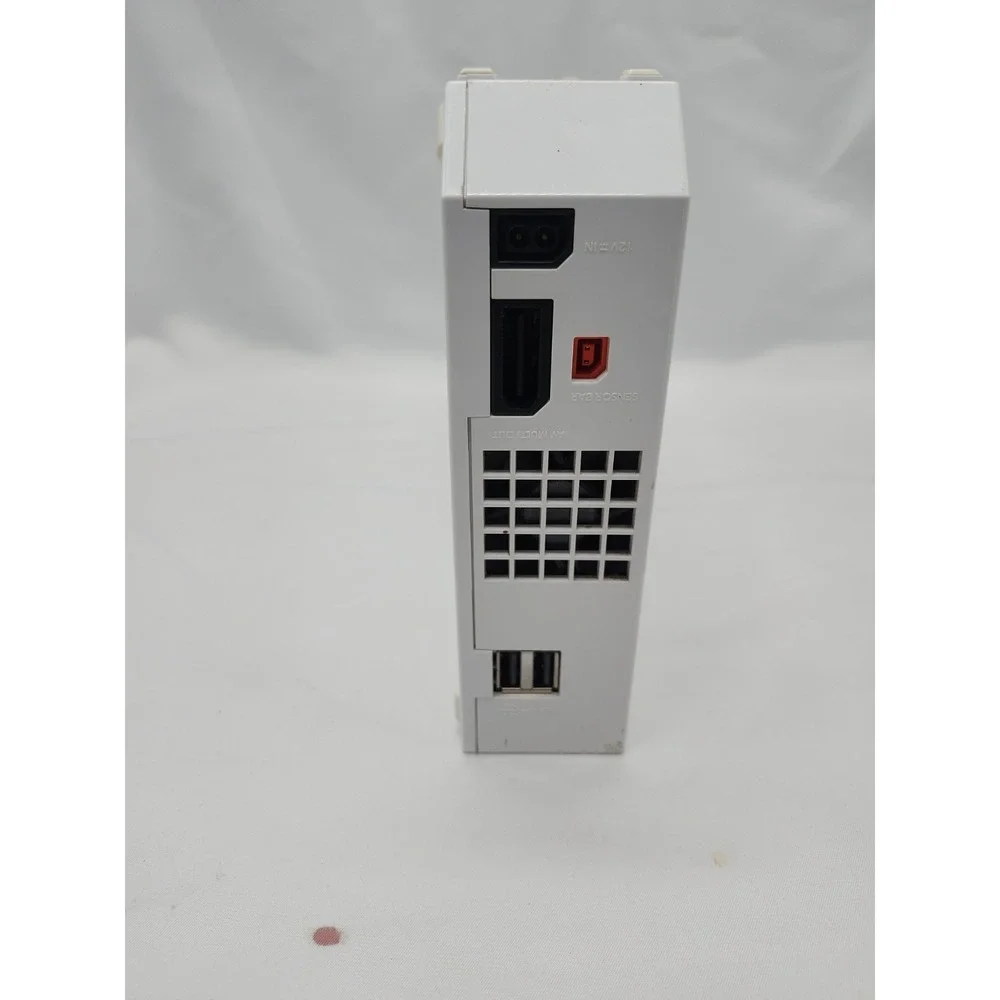 Nintendo Wii Video Gaming Console System RVL-001 White DOESNT READ DISCS